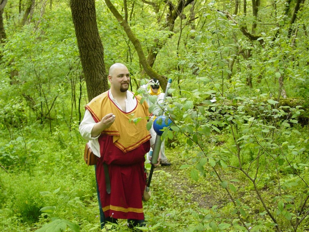 edricwithfairystonevalkyriebehind.jpg