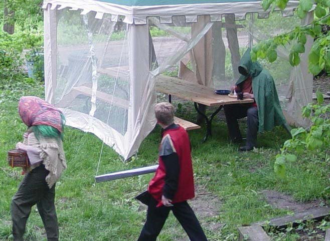 kaziranzescortshagout.jpg